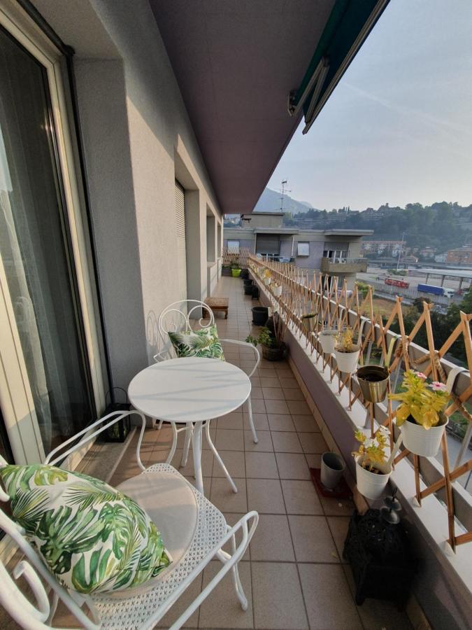 Charming Penthouse Near Como Lake Chiasso Kültér fotó