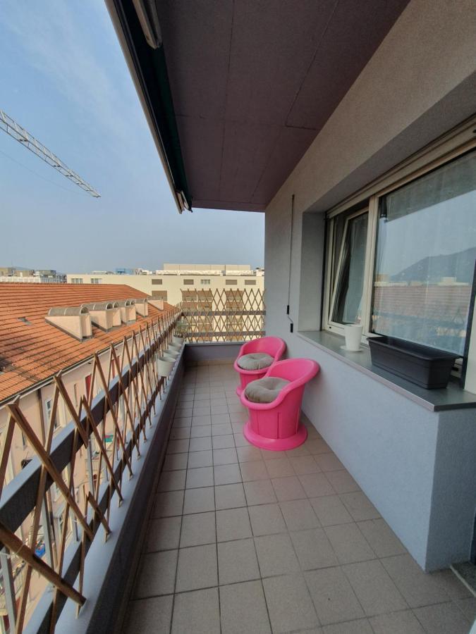 Charming Penthouse Near Como Lake Chiasso Kültér fotó