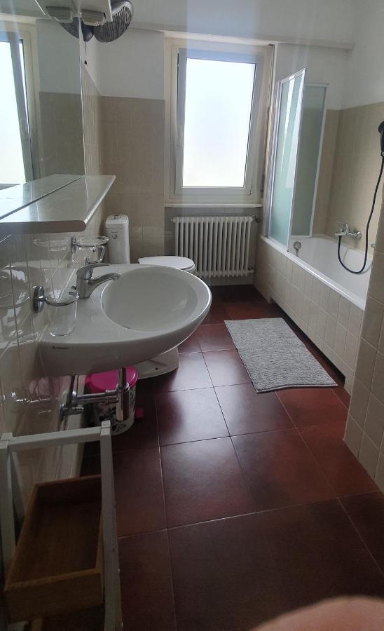Charming Penthouse Near Como Lake Chiasso Kültér fotó
